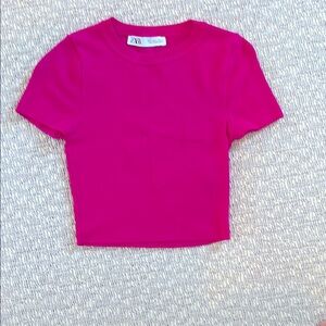 Zara hot pink cropped short sleeve swester
